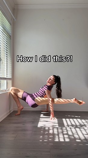 The Secrets Behind Leg Flexibility Leg flexibility isn’t just about feeling open, bendy, or graceful — it is a direct window into your whole-body health. When your legs become more flexible, everything inside you starts working better: 🌿 1. Lymphatic Flow Your legs hold some of the largest lymph vessels in your body. Tight muscles = blocked lymph flow → swelling, heaviness, inflammation, fatigue. Stretching mobility = better detoxification reduced puffiness lighter legs more energy ❤️ 2. Blood 