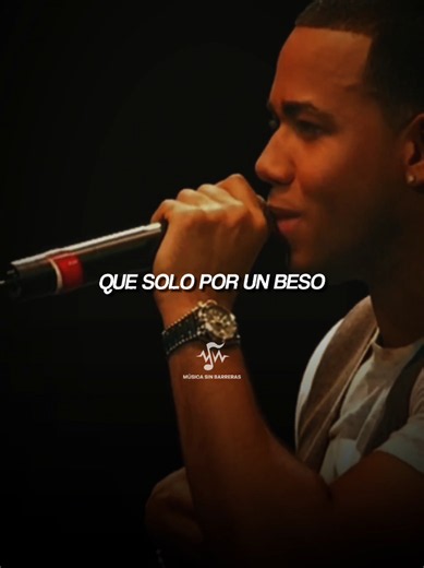 Un Beso - Aventura: letra y significado de 'que solo por un beso se puede enamorar'