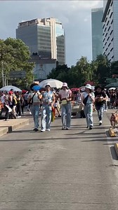 1M views · 10K reactions | aguas aguas 藍 #funnymoments #funny #funnyvideos #funnyreels #funnymemes #broma #bromasdivertidas #bromasgraciosas #bromas #parati #payasos #Payasitos #fypviral #fypシ #fypシ゚viralシ #fypviral #fypviralシ #troll #trolling #trend #trendingvideo #trendingreels #viralvideochallenge #risas #short #shortsvideos #shortsreels #videosvirales #videos #videosgraciosos | Detodounpoco | Facebook