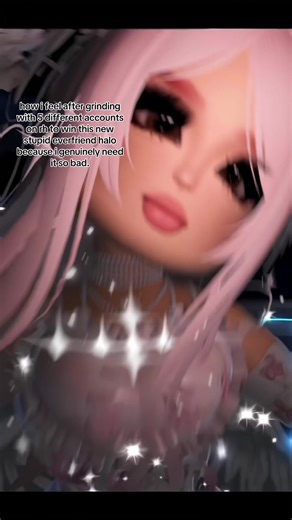 Grinding for the New Everfriend Halo in Royale High