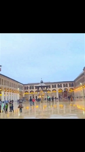 a stunning view of the courtyard of the Umayyad Mosque, Damascus, Syria. #education #islamic #Ottoman #indian #spain #Muslims #islam | Islamic History of Sociology and Science