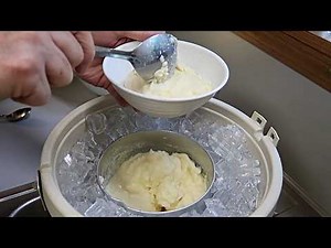 Old-Fashioned Vanilla Ice Cream