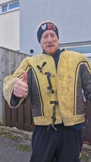 Ive been bitten twice in the past week. Im on antibiotics. Nearly died from sepsis earlier in the year from a dog bite. I was bitten this morning before attending a massive dog that had mauled his owner. Show me an R only dog trainer who deals with dogs who have mauled their owners and I will show you a pig that can fly. I often deal with dogs so serious and dangerous we cant broadcast it because the Police would be at the owners door. This is the part of my job that few see and many hide from. 