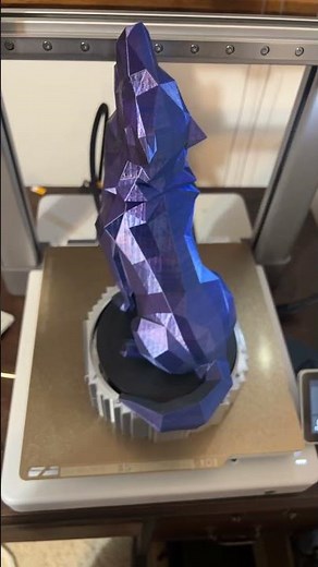 3D printed wolf in purple black PLA #3d #3dprint #3dprinting #3dprinted #3dprinter