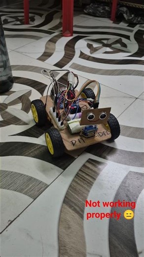 robot not working properly #treedingreels #eletricalengineering #electronic #arduino #reelsviral