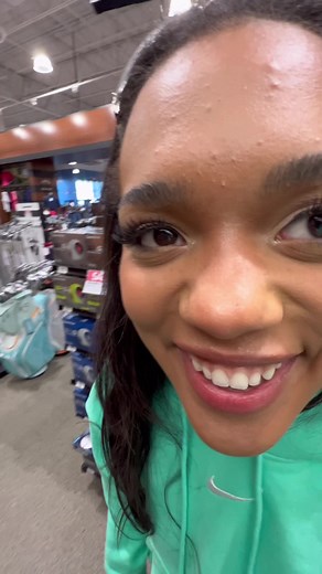 Learning Golf with a Friend | Golf Club Basics and Putting Practice