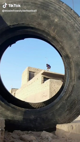 If you like the video, follow me❤️😁#learn #tutorial #soccer#fashion #football #training #soccerskills#footballskills #teamfk #teamfkskills