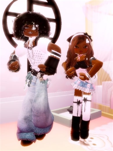 Collab Vibes with Wendy: Roblox Fun and Dance
