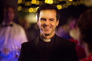 Andrew Scott tells 'Fleabag' Hot Priest fans to 'stop crying' 5 years later