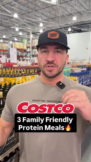 Save this for those dinners to make it easy to stay on track! Finding simple quick to make dinners for those busy days goes a long way as a parent or really anyone. Keeping your calories lower and protein high is our main focus to help lose fat! Now if you want to finally lose the belly and keep it off without a restrictive diet, message me the word “Healthy” and I’ll reach back with more online coaching details🔥 #losefat #highproteindiet #costco #highproteinmeals #costcofinds | Brandon Johnson