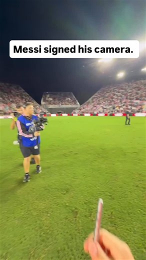 Camera forever GOATED ✍️🐐 [🎥: @cameradan__ ] | Complex