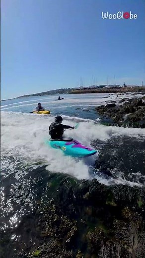 Kayaking Skills: Conquering a Retentive Wave with Precision || WooGlobe