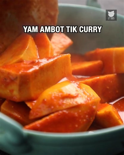 Tangy, spicy, and packed with nutrients — this Goan-style Yam Ambot Tik brings bold flavours and wholesome goodness to your plate! 😋🌶️ Host: Varun Inamdar Ingredients 8-10 Dried Red Chilies 1/4 Cup Shallots 1 Tamoto ( Sliced ) 1 tsp Black Peppercorns 10-12 Garlic Cloves 1 Inch Ginger 1/4 Turmeric Powder 1/2 tsp Sugar 1/2 tsp Cumin Seeds 2-3 tbsp Tamarind Pulp 2 tsp White Vinegar 1 Small Yam ( Washed, Skinned & Sliced ) 2-3 tbsp Tamarind Pulp Salt (as per taste) Water ( as required ) Copyrights