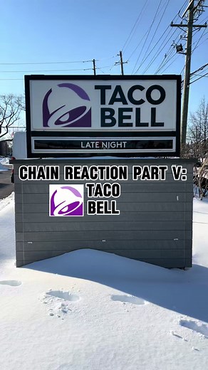 Taco Bell Supreme Luxe Box Review: Flavorful Fast Food