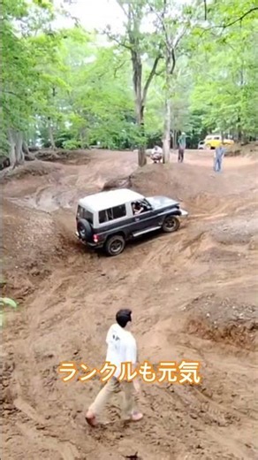 Land Cruiser running strong! #4x4 #offroad #overlanding #offroad #mud #landcruiser #hzj73