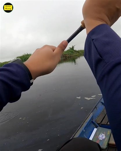 834K views · 7.4K reactions | The sensation of fishing in a boat while walking along a small river | Kawan Mancing | Facebook
