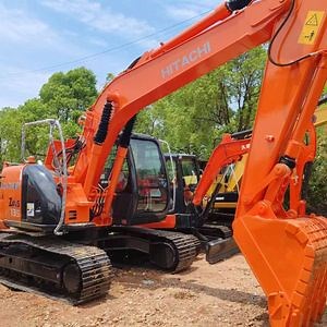 [Hot Item] Japan Hitachi Zx135 13.5 Ton Crawler Excavator Used Hydraulic Digger Stable Performance Ready for Work Hydraulic Excavator