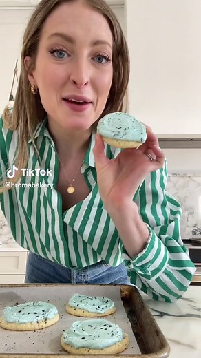 How to Make Robin's Egg Cookies for Easter