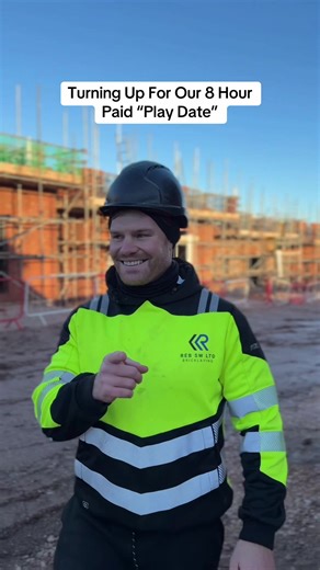 The working day is a lot better with a smile on your face… and strangely production goes up when people are happy… Weird that 😅 Not following? Stop being rude! Hit the follow button. #construction #construction #skit #bluecollar #relatable