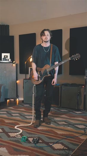 22K views · 517 reactions | This is a Fuzz tone.. #Gibson #LesPaul #Guitar #Fuzz #Rock @dominionelectric | Matthew Scott | Facebook