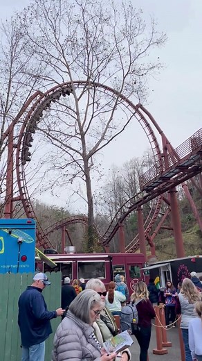 Dollywood: Tennessee Tornado