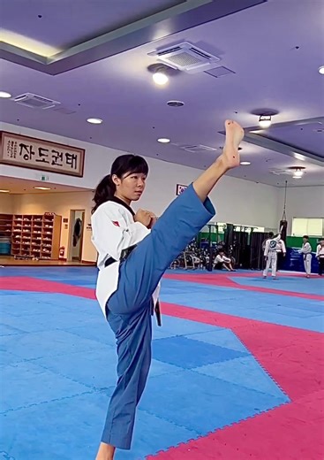 Poomsae/Forms looking good …Tageuk 7 ☝️👊#taekwondo #fyp #martialarts #poomsae #forms