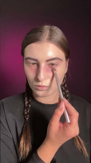 Super easy Wednesday Adams Make-up Look 🎃 | flaconi