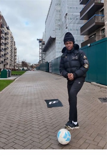 Mastering Soccer Skills: Passing Through the Gap