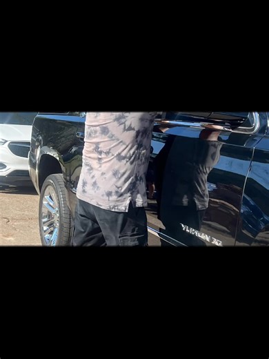 Luis Velásquez (@apocalipsis_2)’s videos with sonido original - EPRamirez