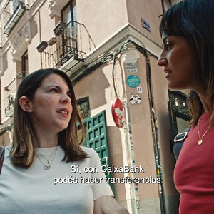 16 reactions | En CaixaBank puedes hacer transferencias internacionales de forma rápida y sencilla. Descubre cómo @cecisaia ayuda a su amiga a resolver todas sus dudas. | CaixaBank | Facebook