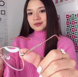 Elige el modelo 👓 escarchado ✨ que más te guste y úsalo con tu medida. 💜 Separa tu cita con medida de vista GRATIS. 👓 Solicita el catálogo completo escribiéndonos al DM, inbox o al 964222534 | Smart Optic