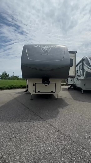 Check out this 2022 Vanleigh Vilano 38 ft 5th wheel. Great floorplan with unique storage! Check it out at GreatAmericanRV.com #rv #rvliving #fulltimerv #rvcampinglife #fifthwheel #gorving #rvlifestyle #rvtravel #rvcamping #glamping #glampingnotcamping #glampinglife #camping #rvinspiration #rver #happycamper #letscamp #vanleigh #vanleighrv #vilano #luxuryfifthwheel #roadtrip #rvtrip #explore #vacation #rvingusa #traveling #rvtravels #rvamerica #instatravel