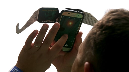 Photographing the eclipse? Here are some tips to help you capture stunning images