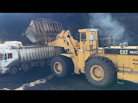 Caterpillar 992C Wheel Loader & Liebherr 964 Excavator Loading Coal On Trucks - S.G.M Melidis 4k