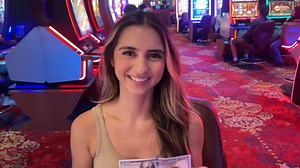 Is This Coin Power Push Slot A BIG HIT or A HUGE MISS! | Leslie Slots