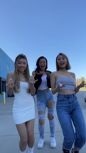 WE GOT ANOTHER MEMBER OF THE ABGS ❤️ @sandydianabang @dahsyyy #YoplaitCupRelay #cartooncharacter #finalsathome #fyp #foryoupage #abgs #asiancheck