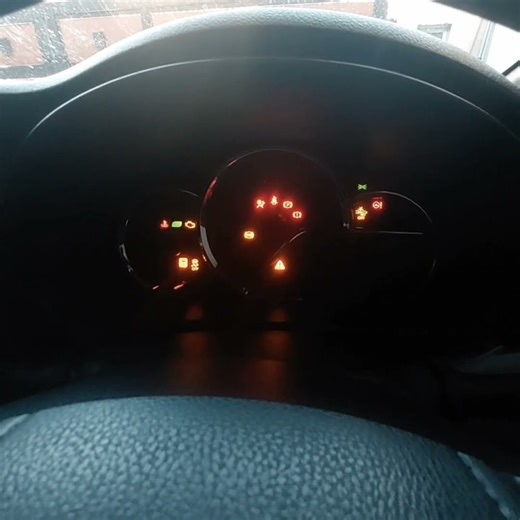 2021 Toyota Yaris E Startup engine sound