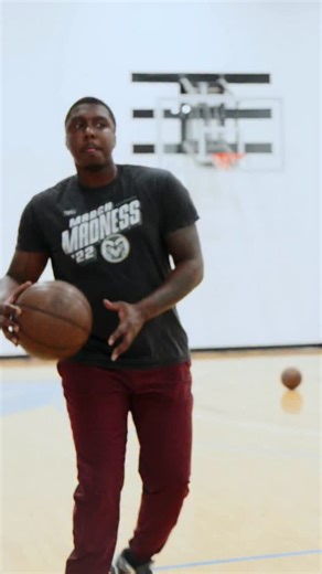 16 comments | Single Hand Isolation Ball Handling & Finishing Warm...