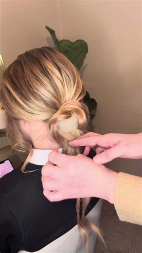 The easiest bridesmaid bun you’ll ever do ✨