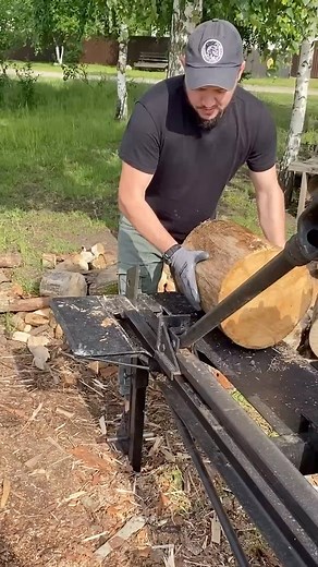 69K views · 326 reactions | How To Break Wood, Great Wood Splitter...