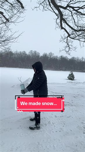 Proof that even the coldest moments can be beautiful ❄️ ✨ #wintermagic #frozenmoment #coldweather #wintervibes #snowdays