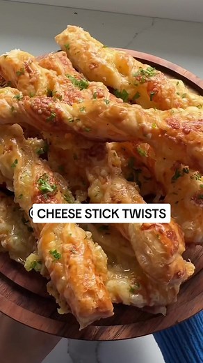 Crispy Cheese Stick Twists Recipe