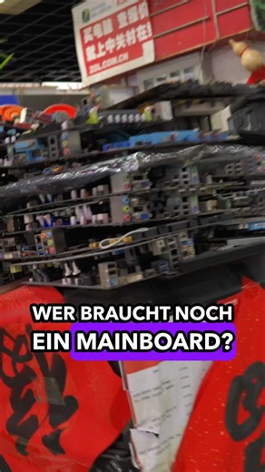 Motherboard mountains and more: Madness in Beijing #Beijing #HardwareHunting #china