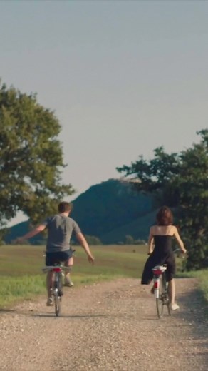 Normal People (TV Mini-Series 2020) . . . #normalpeople #paulmescal #daisyedgarjones #tvseries