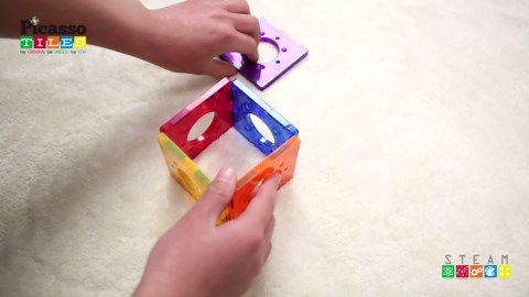 PicassoTiles Motion Activated Marbles 8pc LED Light-Up Glow in The Dark Translucent Balls for Marble Run Race Racetrack Maze Magnetic Construction Magnet Tiles Building Block STEM Education Kids Toys