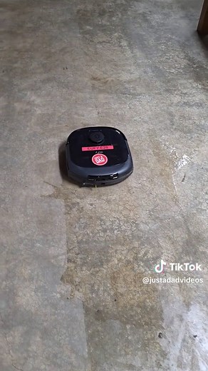 Review of Eufy E25 and E28 Robot Vacuums for Water Cleanup