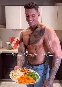 Full Day Of Eating💪Consistency Is The Key! #diet | Ross Dickerson