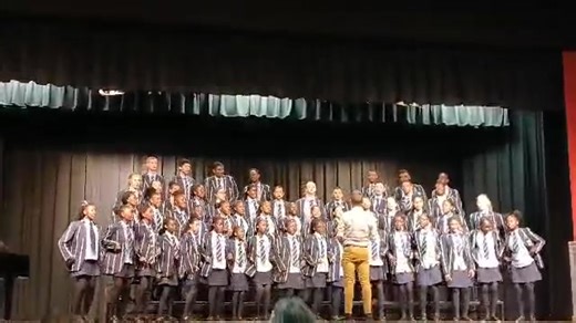 WHS Choir Shines at Interhigh 2024! Our talented WHS Choir gave it their all at this year's Interhigh with their amazing performance! Their passion, drive, and love for our blue school truly shone through. Well done, Blue Team! #WHSChoir #Interhigh2024 #BluePride 🎵 | Windhoek High School