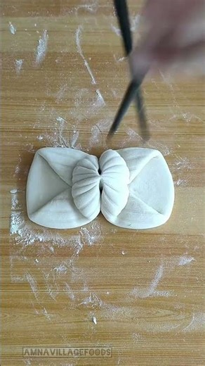 Floral Dumpling Art with Red Dates & Fresh Green Filling