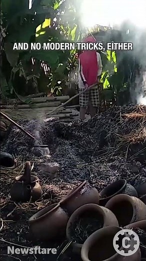 Crafting Clay Jugs with Fire & Skill 🔥🖐️Traditional Pottery in West Sumatra